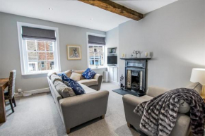 Comfy Dales holiday base on Market Place of historic market town